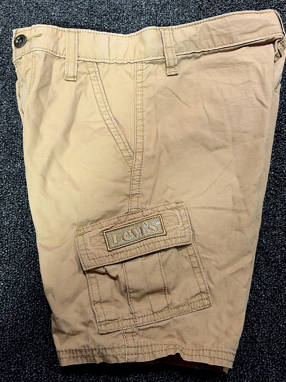 Levi's Tan Cargo Shorts with Patch Pocket